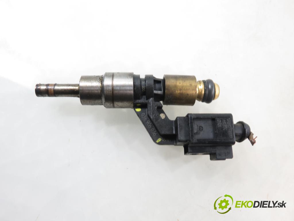 VW GOLF IV (1J1) HB 2002 81,00 1.6 FSI - BAD 1598,00 vstrekovač 036906036 ; 0261500005 (Vstrekovač paliva)