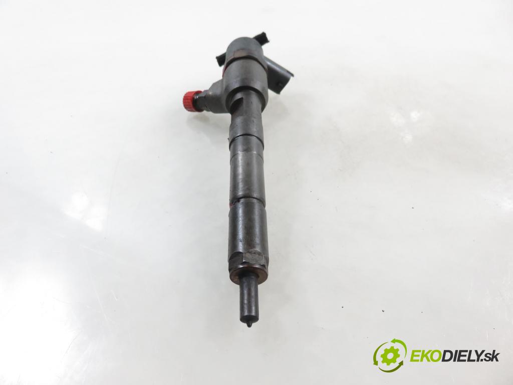 FIAT PANDA (169_) HB 2008 51,00 1.3 D Multijet 4x4 - 188 A8.000 1248,00 vstrekovač 0445110083 (Vstrekovač paliva)