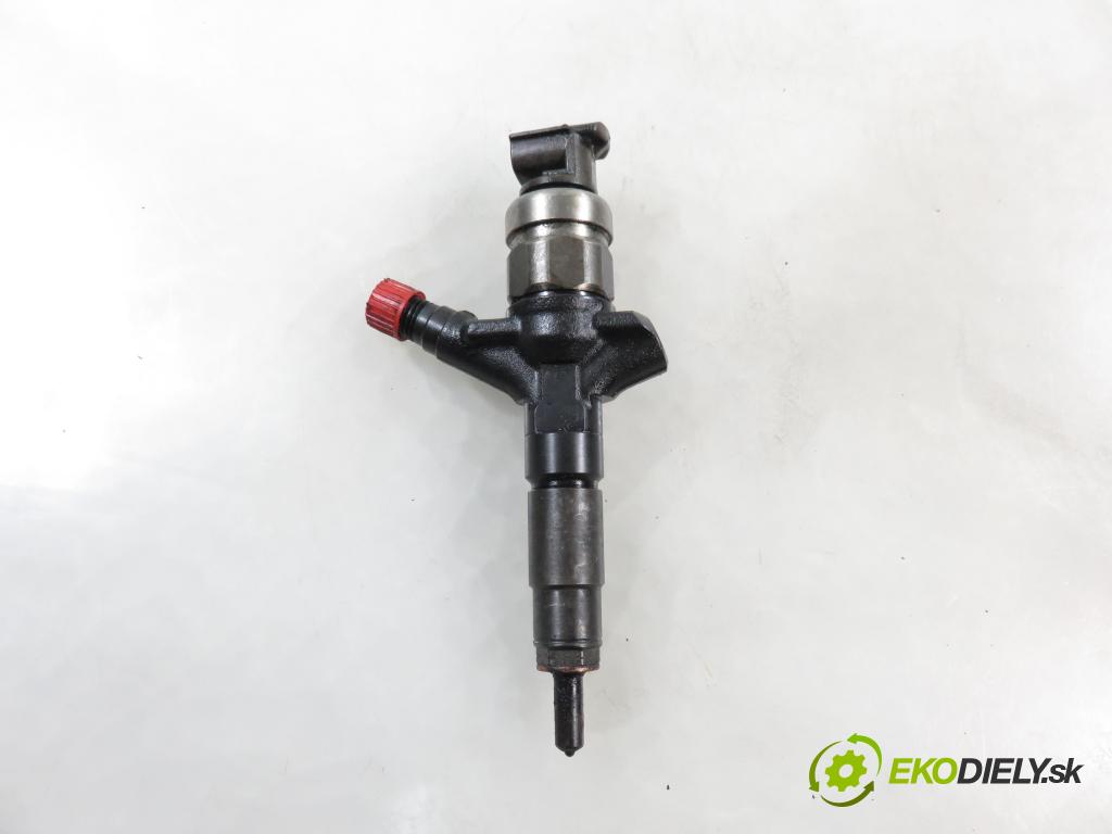 SUBARU FORESTER (SH_) SUV 2009 110,00 2.0 D AWD 1998,00 vstrekovač 16613AA030 (Vstrekovač paliva)