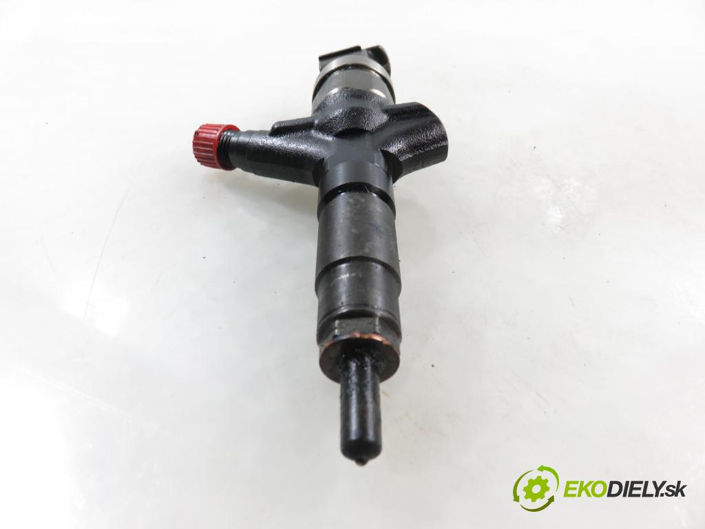 SUBARU FORESTER (SH_) SUV 2009 110,00 2.0 D AWD 1998,00 vstrekovač 16613AA030 (Vstrekovač paliva)