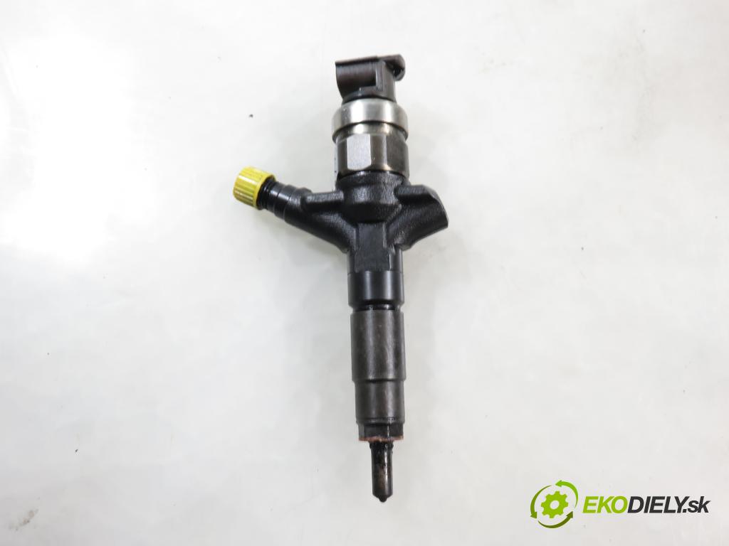 SUBARU FORESTER (SH_) SUV 2009 110,00 2.0 D AWD 1998,00 vstrekovač 16613AA030 (Vstrekovač paliva)