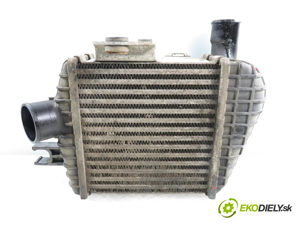 HYUNDAI TUCSON (JM) SUV 2006 83,00 2.0 CRDi 4WD 113 - D4EA 1991,00 chladič intercooler 282702725X