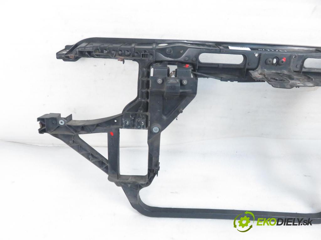 BMW X3 (E83) SUV 2004 110,00 2.0 d 150 - M47 D20 (204D4) 1995,00 držák přední část