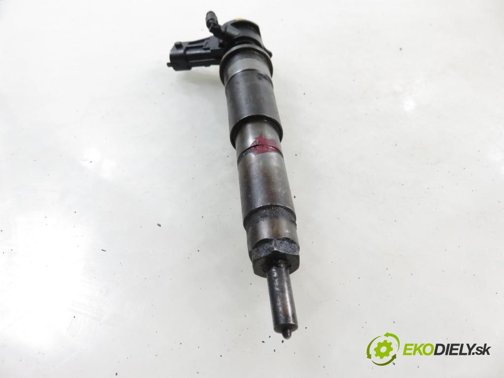 RENAULT TRAFIC II Skrzynia (FL) FURGON 2007 84,00 2.0 dCi 115 - M9R 780 1995,00 vstrekovač 0445115007 (Vstrekovač paliva)