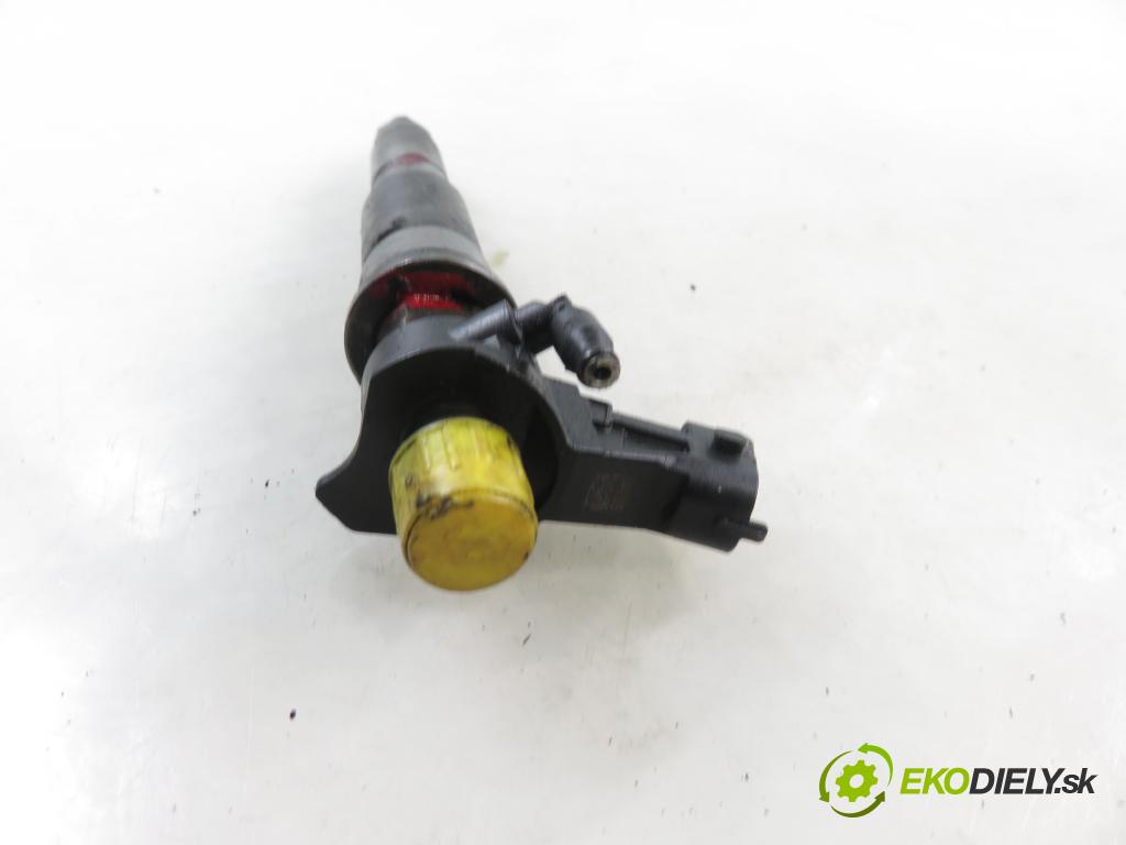 RENAULT TRAFIC II Skrzynia (FL) FURGON 2007 84,00 2.0 dCi 115 - M9R 780 1995,00 vstrekovač 0445115007 (Vstrekovač paliva)