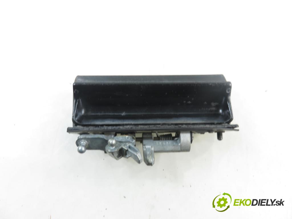 SEAT TOLEDO II (1M2) SEDAN 2001 92,00 1.8 20V 125 - AGN 1781,00 Kľučka dverí kufor 1M5827561E