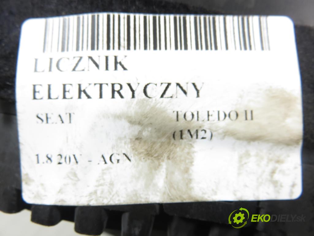 SEAT TOLEDO II (1M2) SEDAN 2001 92,00 1.8 20V 125 - AGN 1781,00 Prístrojovka elektrický 110080013002 ; 1M0920820A