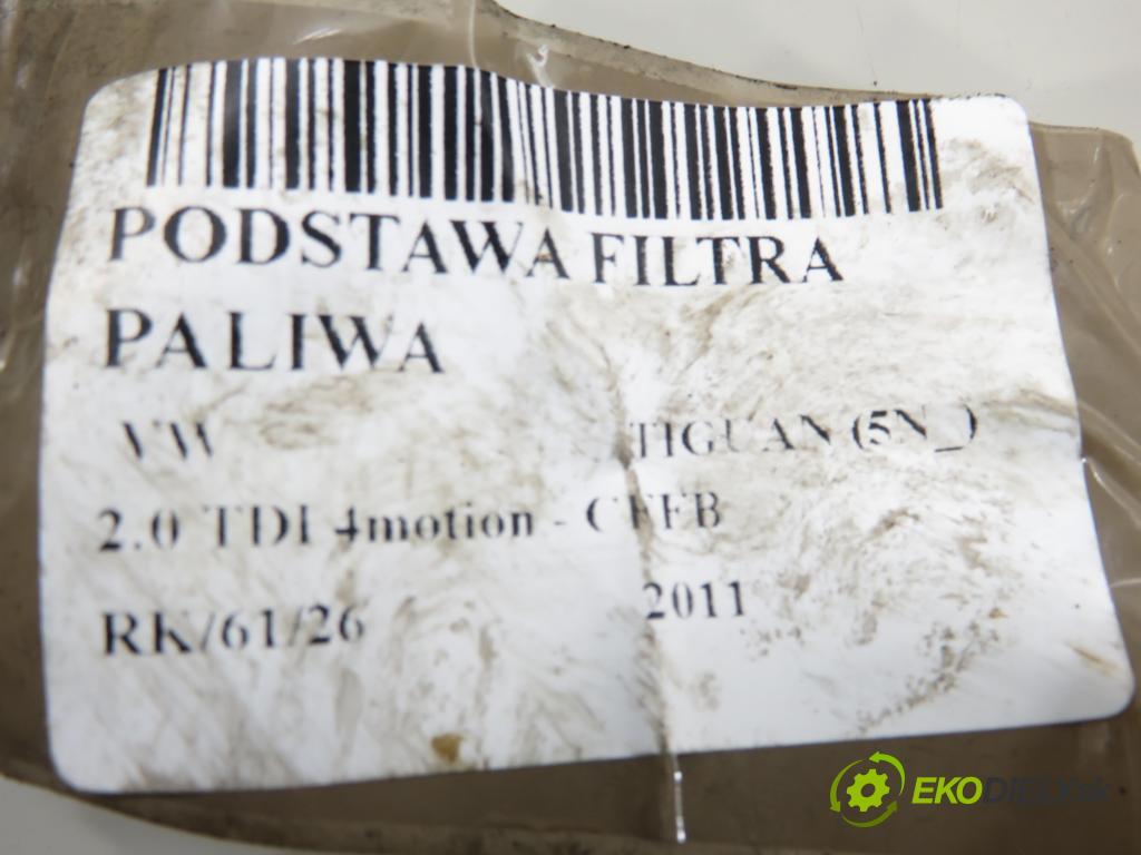 VW TIGUAN (5N_) SUV 2011 103,00 2.0 TDI 4motion - CFFB 1968,00 Obal filtra paliva 3C0127400C ; 5N0127399E (Obal palivového filtra)
