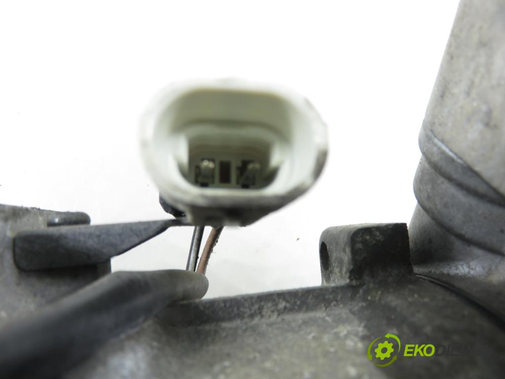 OPEL CORSA C (X01) HB 2006 55,00 1.7 DTI - Y 17 DT 1686,00 KOMPRESOR: klimatizace 24421642 (Kompresor klimatizace)