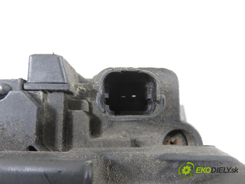 RENAULT CLIO II (BB_, CB_) HB 2000 55,00 1.4 (B/CB0C) - E7J 634 1390,00 Alternátor 7700434899 ; 0124325031 (Alternátor)