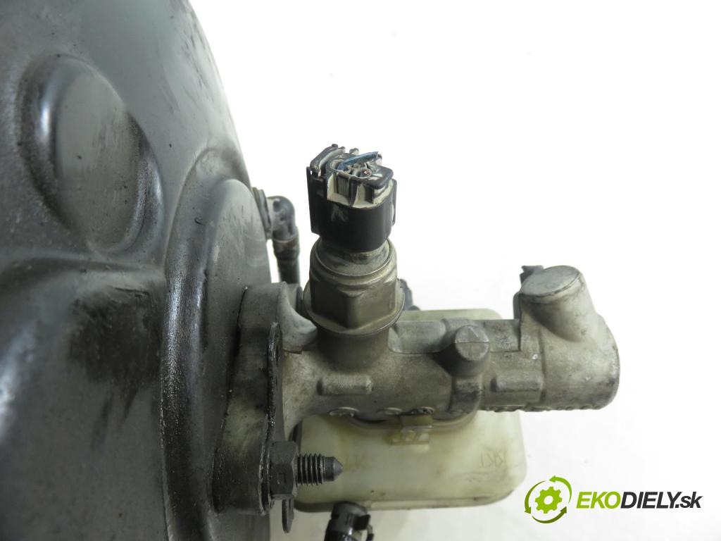 VW GOLF IV (1J1) HB 2002 66,00 1.9 TDI 90 - ALH 1896,00 Posilovač 1J1614105Q (Servočerpadlo)