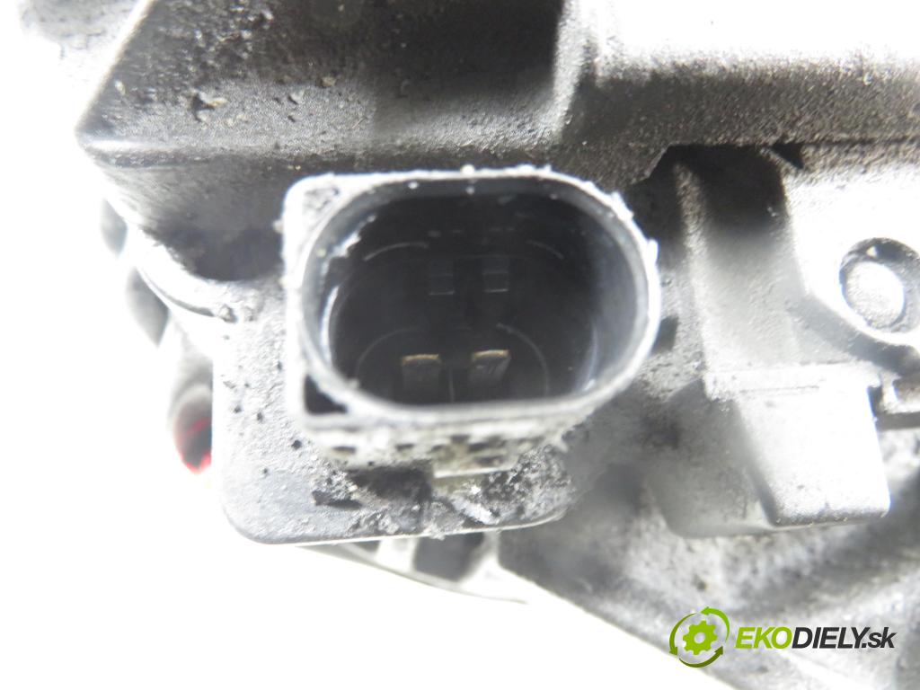 AUDI A6 (4B2, C5) SEDAN 2002 120,00 2.5 TDI - BFC 2496,00 Alternátor  (Alternátor)