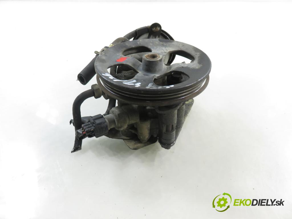 TOYOTA YARIS (_P1_) HB 2003 0,00 1.5 (NCP13_) - 1NZ-FE 1497,00 Pumpa servočerpadlo  (Servočerpadlo)