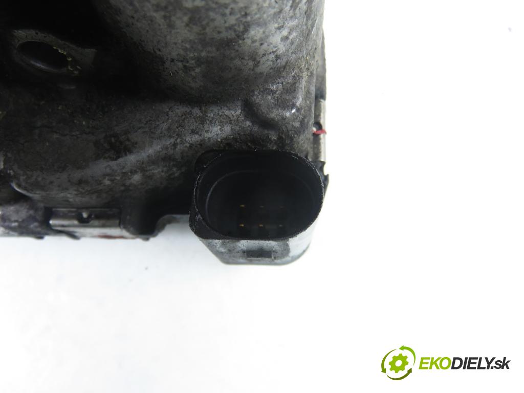 RENAULT TRAFIC II Skrzynia (FL) FURGON 2007 84,00 2.0 dCi 115 - M9R 780 1995,00 Škrtiaca klapka 8200330810D ; 8200330812 ; 0281002681 (Škrtiaca klapka)