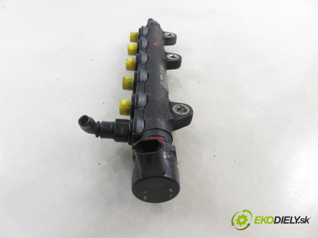 RENAULT TRAFIC II Skrzynia (FL) FURGON 2007 84,00 2.0 dCi 115 - M9R 780 1995,00 Lišta vstrekovacia 0445214114 ; 82426550 ; 0445214114 (Vstrekovacia lišta)