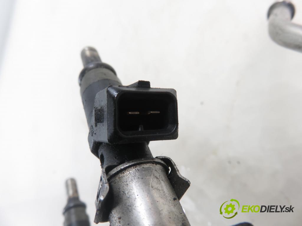 BMW 1 (E87) HB 2005 85,00 116 i - N45 B16 A 1596,00 Lišta vstrekovacia 7506158 ; 7530420 ; 7526892 (Vstrekovacia lišta)