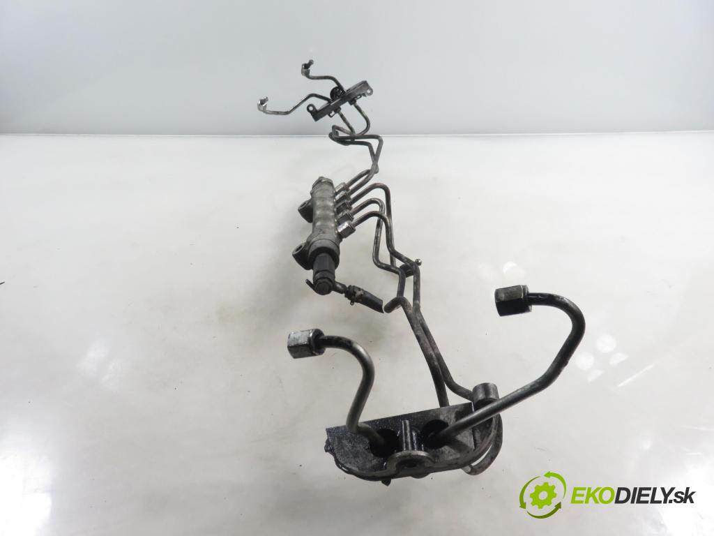 SUBARU FORESTER (SH_) SUV 2009 110,00 2.0 D AWD 1998,00 Lišta vstrekovacia  (Vstrekovacia lišta)