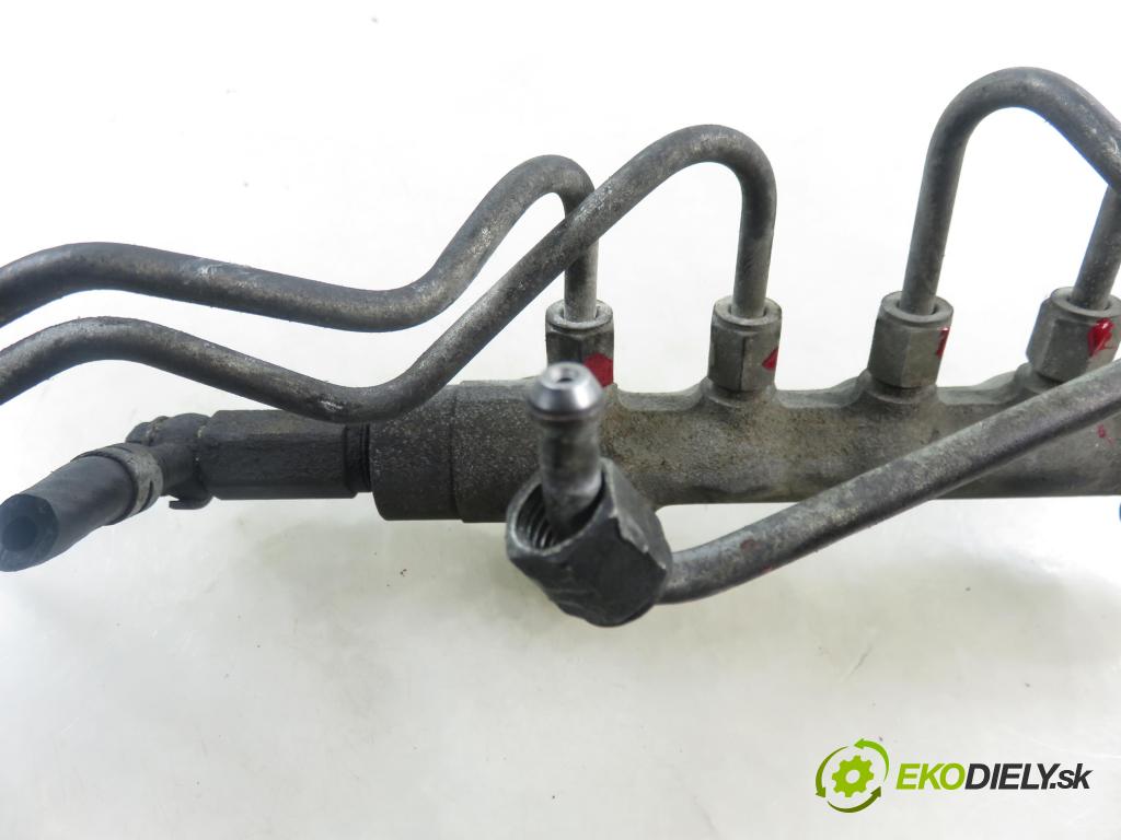 SUBARU FORESTER (SH_) SUV 2009 110,00 2.0 D AWD 1998,00 Lišta vstrekovacia  (Vstrekovacia lišta)