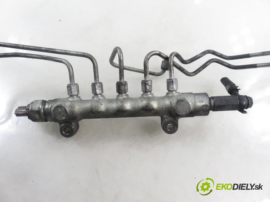 SUBARU FORESTER (SH_) SUV 2009 110,00 2.0 D AWD 1998,00 Lišta vstrekovacia  (Vstrekovacia lišta)