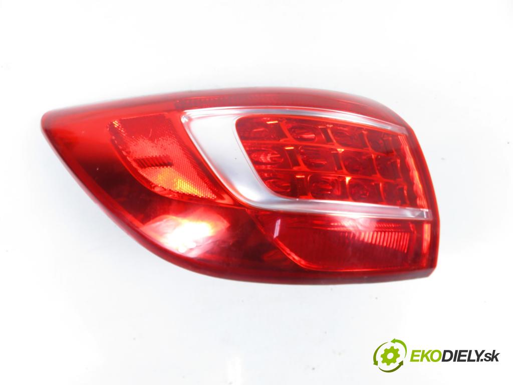 KIA SPORTAGE (SL) SUV 2011 100,00 2.0 CRDi AWD 136 - D4HA 1995,00 Svetlo ľavé zadné 924013W0