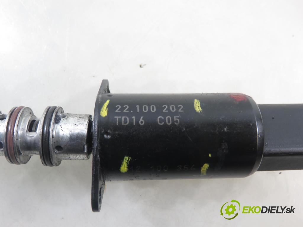 VW PASSAT B6 Variant (3C5) KOMBI 2006 184,00 3.2 FSI 4motion - AXZ 3168,00 Snímač časovania Vačkový hriadeľ: 22100202 ; 12100354