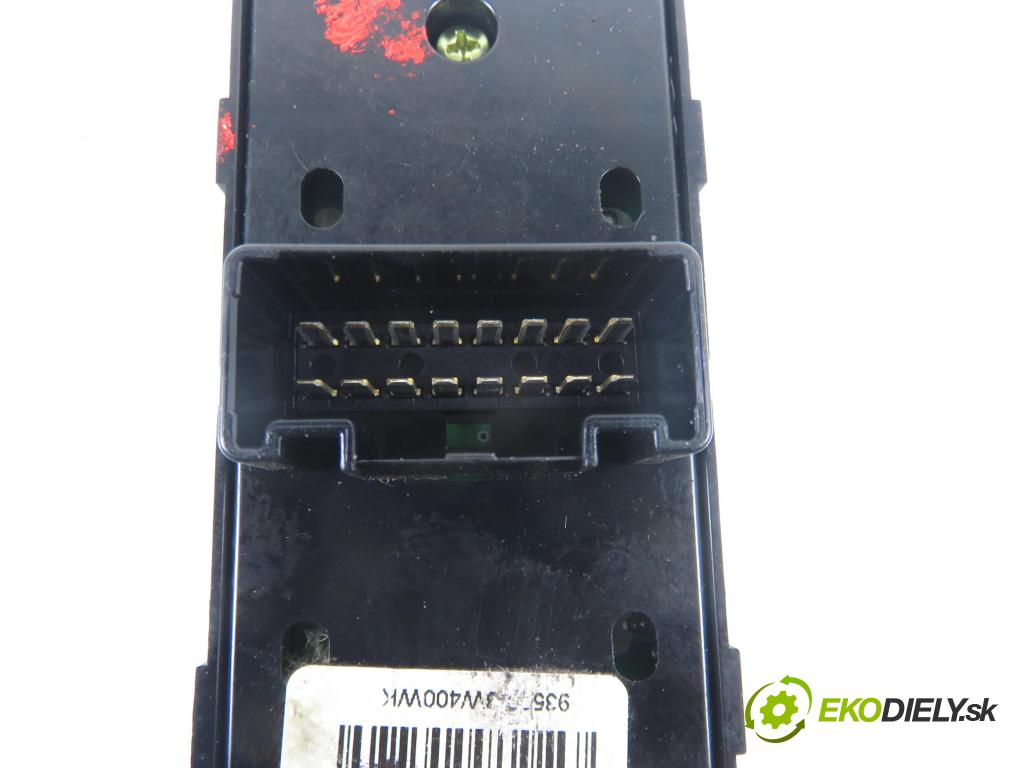 KIA SPORTAGE (SL) SUV 2011 100,00 2.0 CRDi AWD 136 - D4HA 1995,00 Panel ovládania okien 4914901310