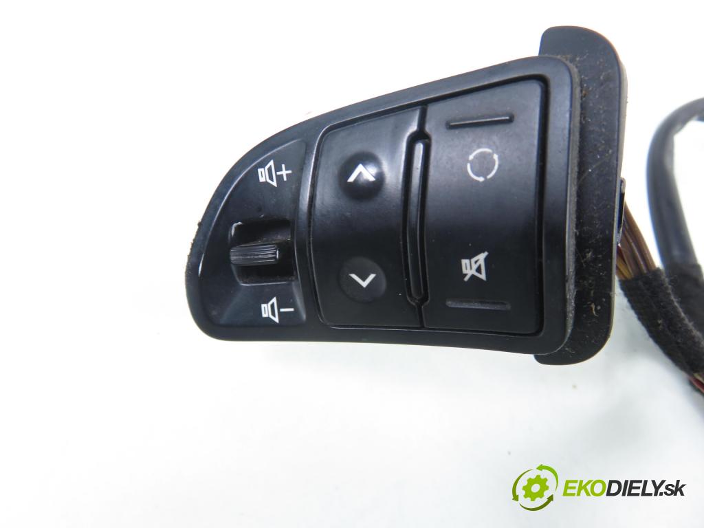KIA SPORTAGE (SL) SUV 2011 100,00 2.0 CRDi AWD 136 - D4HA 1995,00 Ovládač rádia 967003W050EQ ; 967003W550EQ ; 967003W500EQ