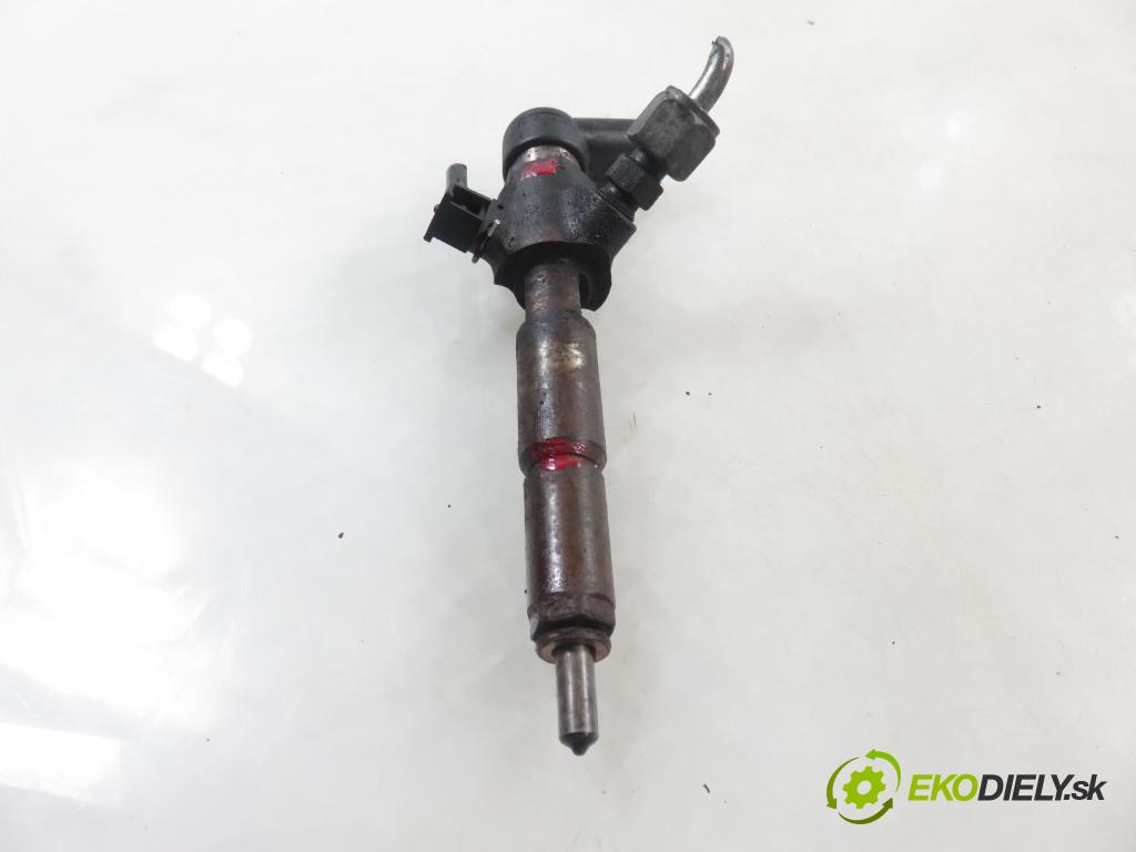 FORD FOCUS II (DA_, HCP) HB 2005 85,00 1.8 TDCi 115 - KKDA 1753,00 vstrekovač 4M5Q9F593AD (Vstrekovač paliva)