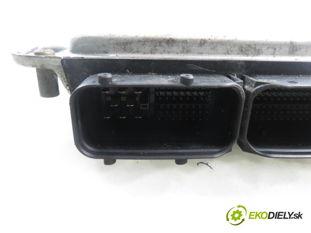 SKODA OCTAVIA I (1U2) LIFTBACK 2001 81,00 1.9 TDI - AHF 1896,00 Riadiaca jednotka Motor 038906012G ; 0281010128