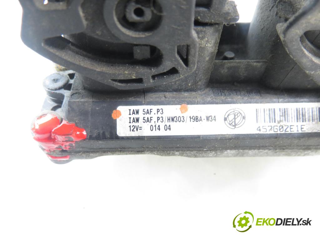 FIAT PUNTO (188_) HB 2004 44,00 1.2 60 - 188 A4.000 1242,00 Riadiaca jednotka Motor IAW5AFP3 ; 55192305