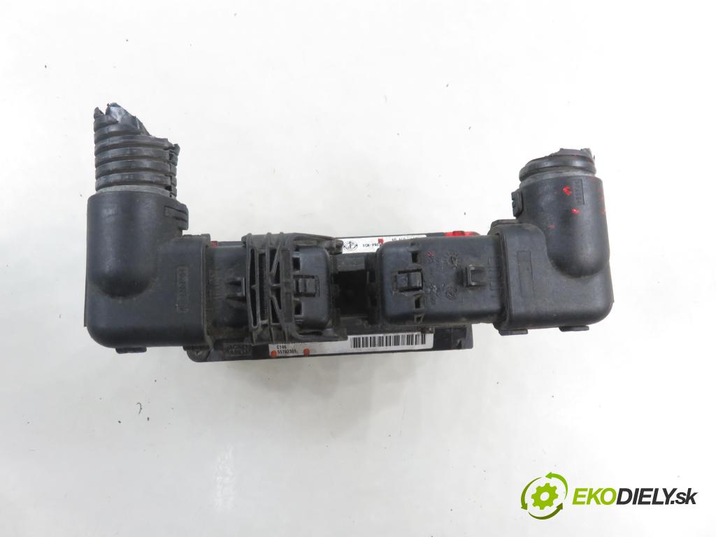 FIAT PUNTO (188_) HB 2004 44,00 1.2 60 - 188 A4.000 1242,00 Riadiaca jednotka Motor IAW5AFP3 ; 55192305