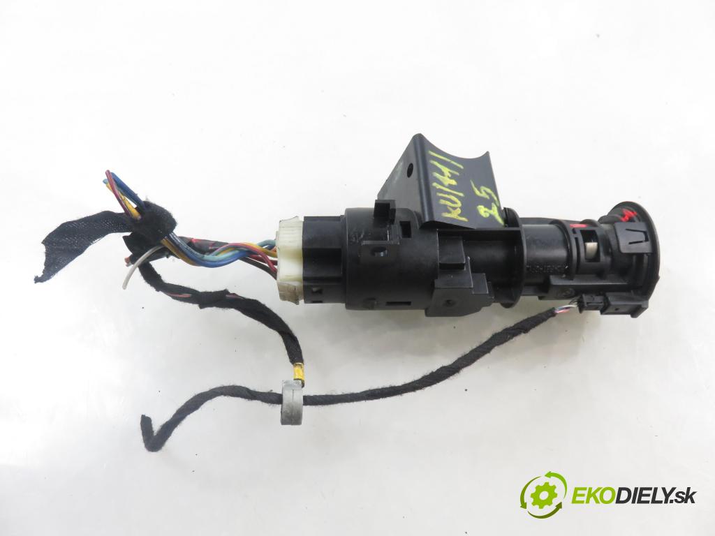 FIAT PUNTO (188_) HB 2004 44,00 1.2 60 - 188 A4.000 1242,00 spinačka  (Spínacia skrinka)