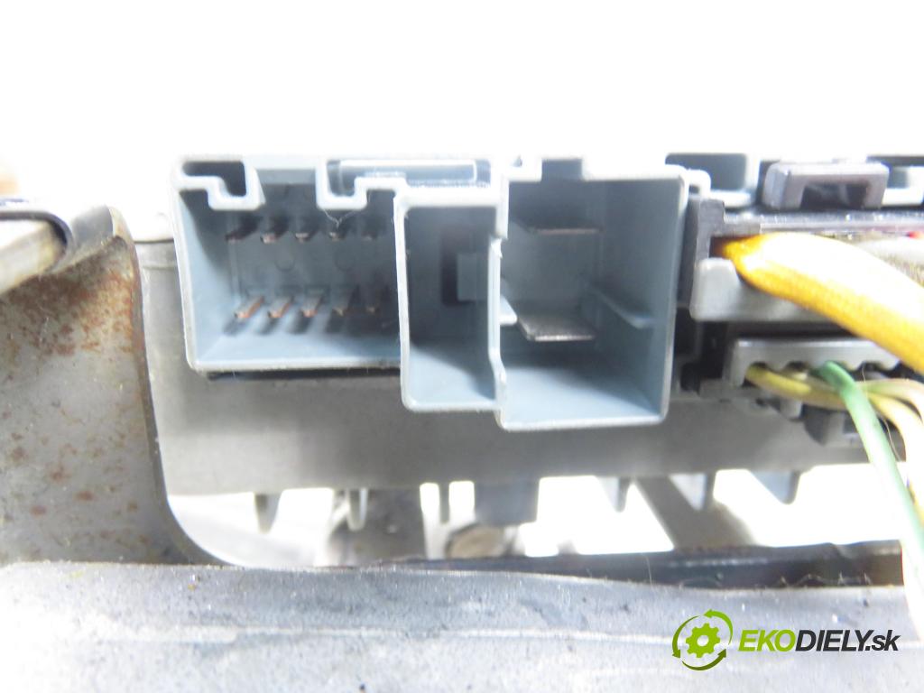 FIAT PUNTO (188_) HB 2004 44,00 1.2 60 - 188 A4.000 1242,00 serv/podporovanie elektrické 26101075 ; 12235899