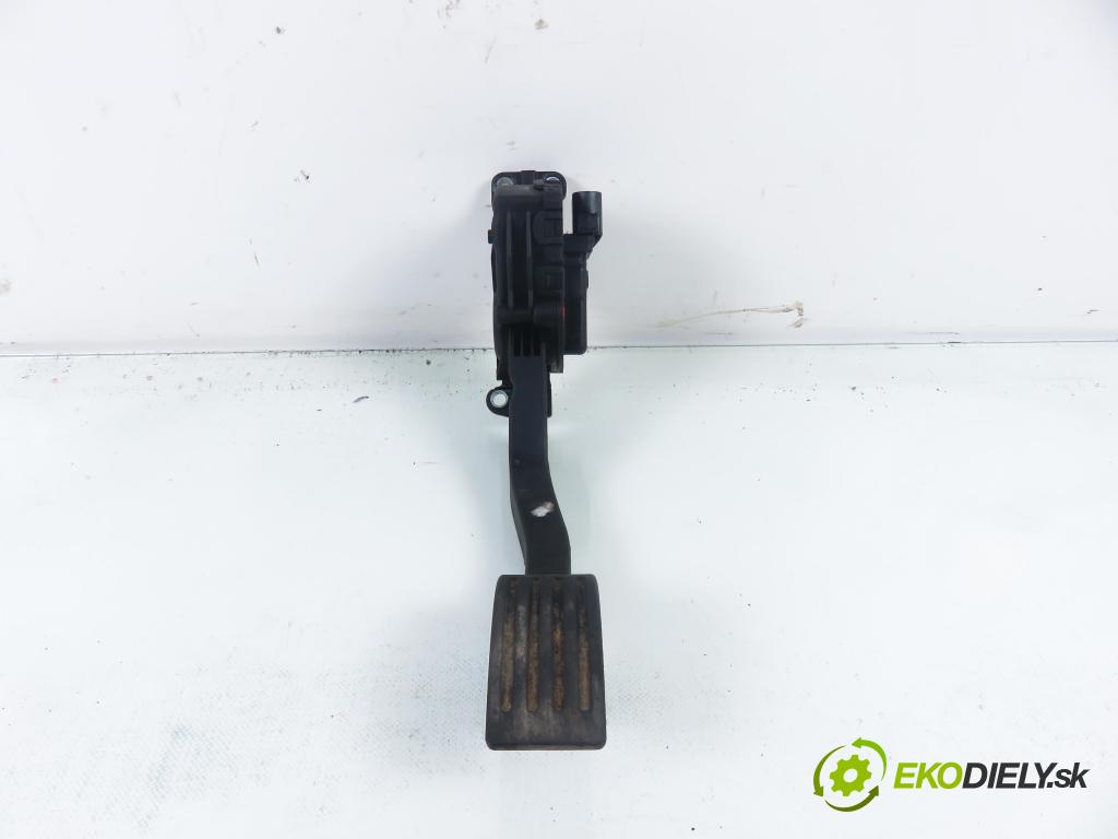 FORD FOCUS C-MAX (DM2) MINIVAN 2004 80,00 1.6 TDCi 109 - G8DA 1560,00 Potenciometer plynu 3M519F836AF (Potenciometer plynového pedálu)