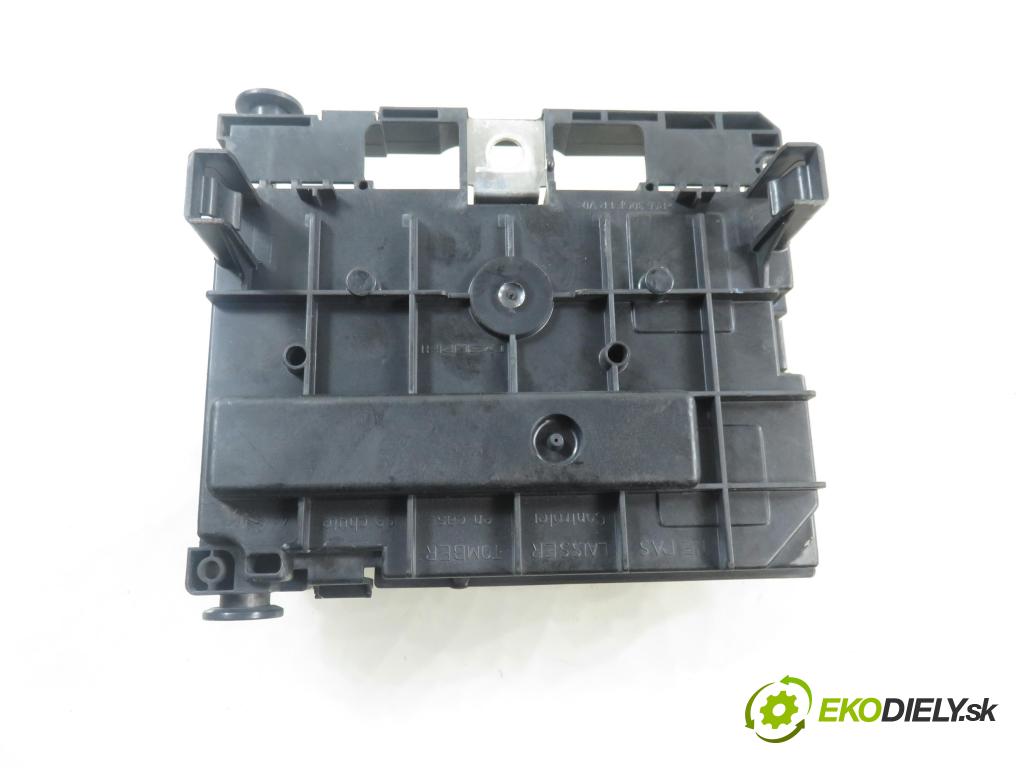 CITROEN C4 Picasso I (UD_) MINIVAN 2010 80,00 1.6 HDi 16V 109 - 9HZ 1560,00 MODUL BSM 9667044980