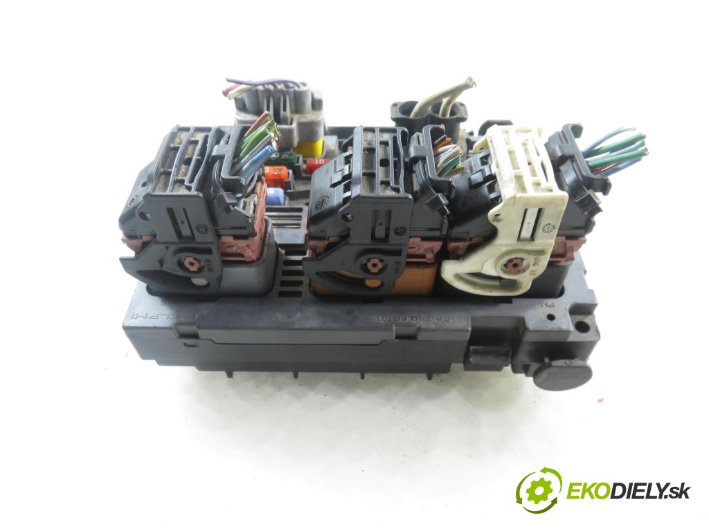 CITROEN C4 Picasso I (UD_) MINIVAN 2010 80,00 1.6 HDi 16V 109 - 9HZ 1560,00 MODUL BSM 9667044980