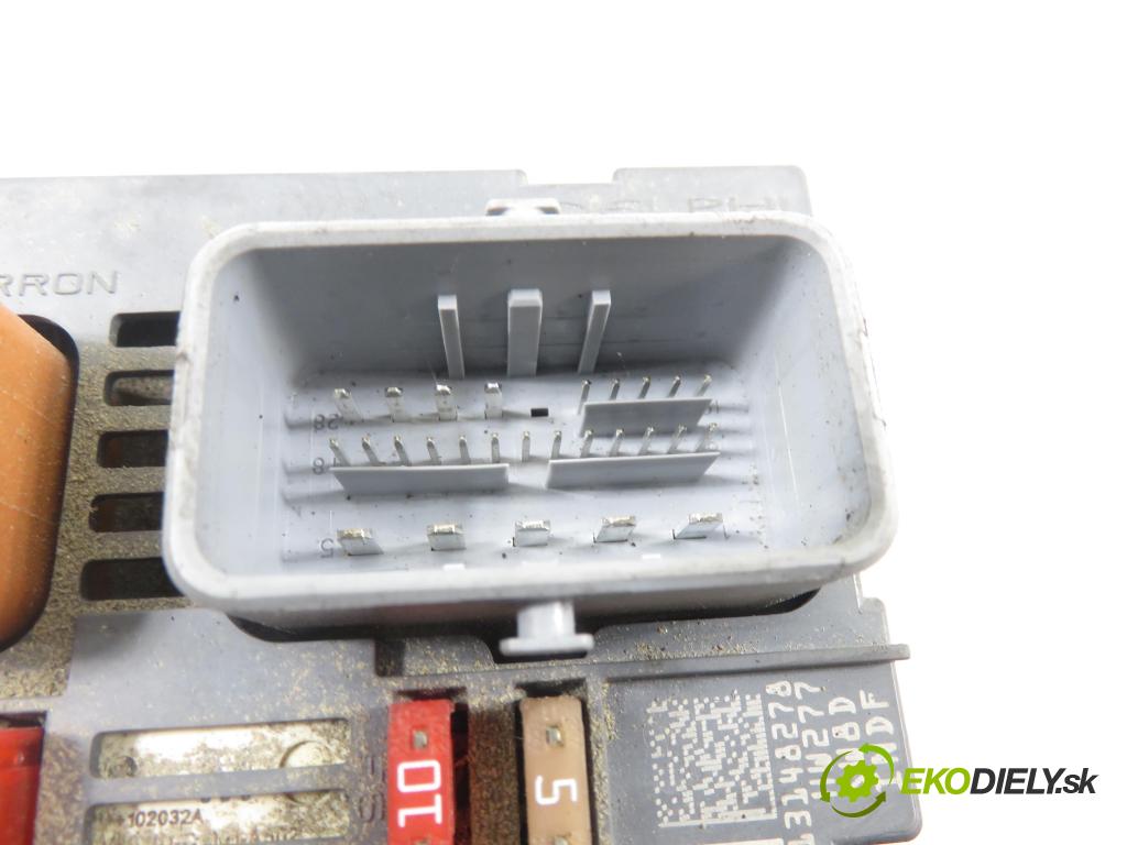 CITROEN C4 Picasso I (UD_) MINIVAN 2010 80,00 1.6 HDi 16V 109 - 9HZ 1560,00 MODUL BSM 9667044980
