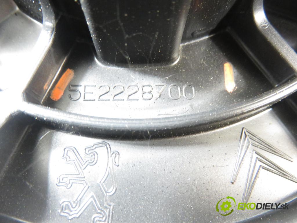 CITROEN C4 Picasso I (UD_) MINIVAN 2010 80,00 1.6 HDi 16V 109 - 9HZ 1560,00 Ventilátor vetráku 5E2228700