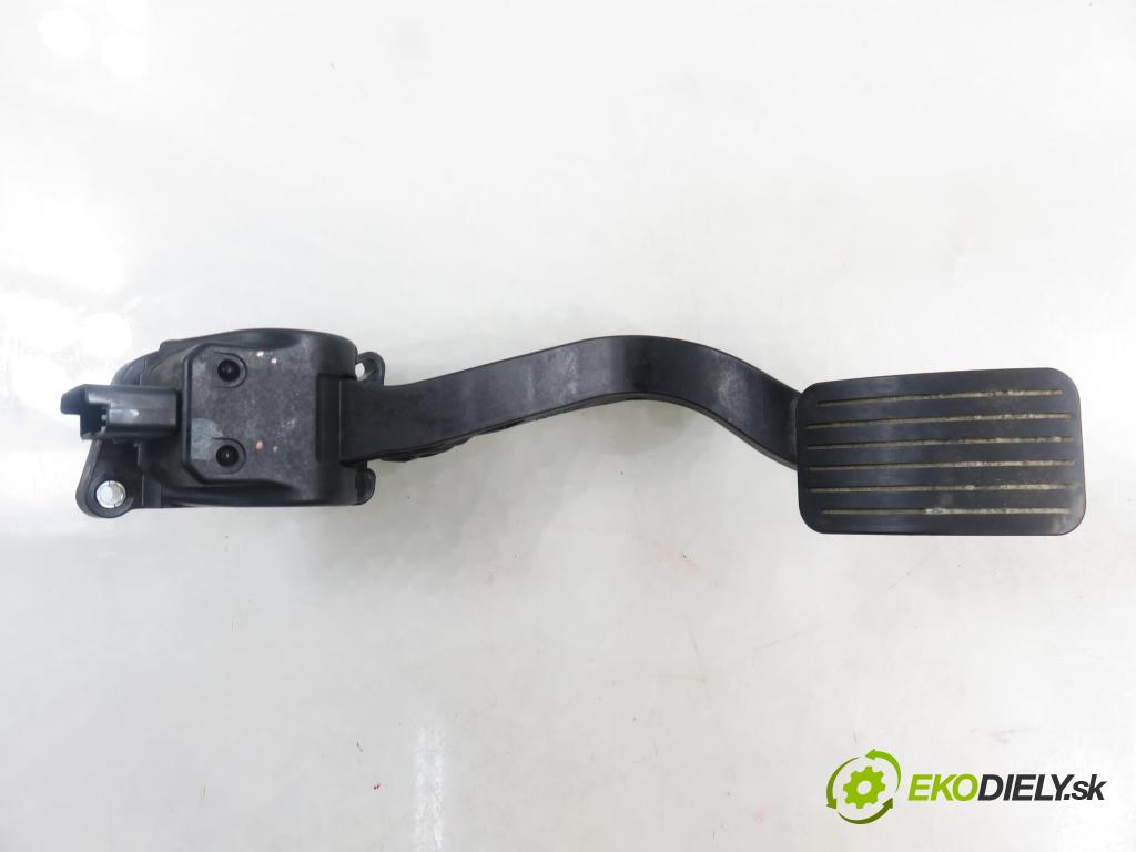 CITROEN C4 Picasso I (UD_) MINIVAN 2010 80,00 1.6 HDi 16V 109 - 9HZ 1560,00 Potenciometer plynu 0280755167 ; 9671416880 (Potenciometer plynového pedálu)