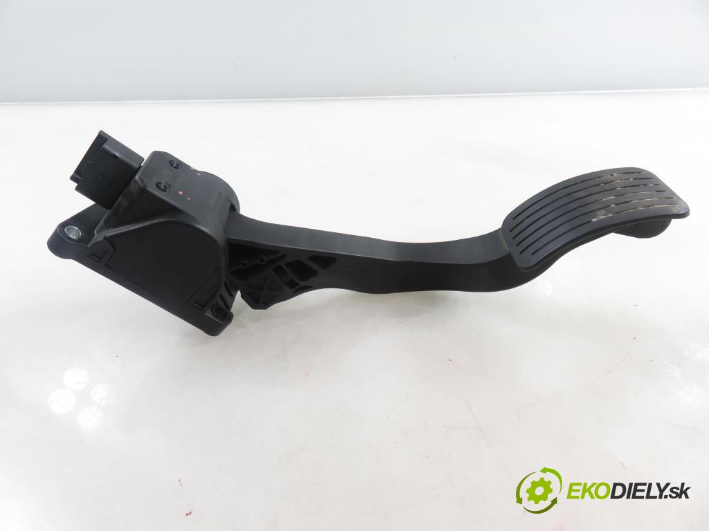 CITROEN C4 Picasso I (UD_) MINIVAN 2010 80,00 1.6 HDi 16V 109 - 9HZ 1560,00 Potenciometer plynu 0280755167 ; 9671416880 (Potenciometer plynového pedálu)