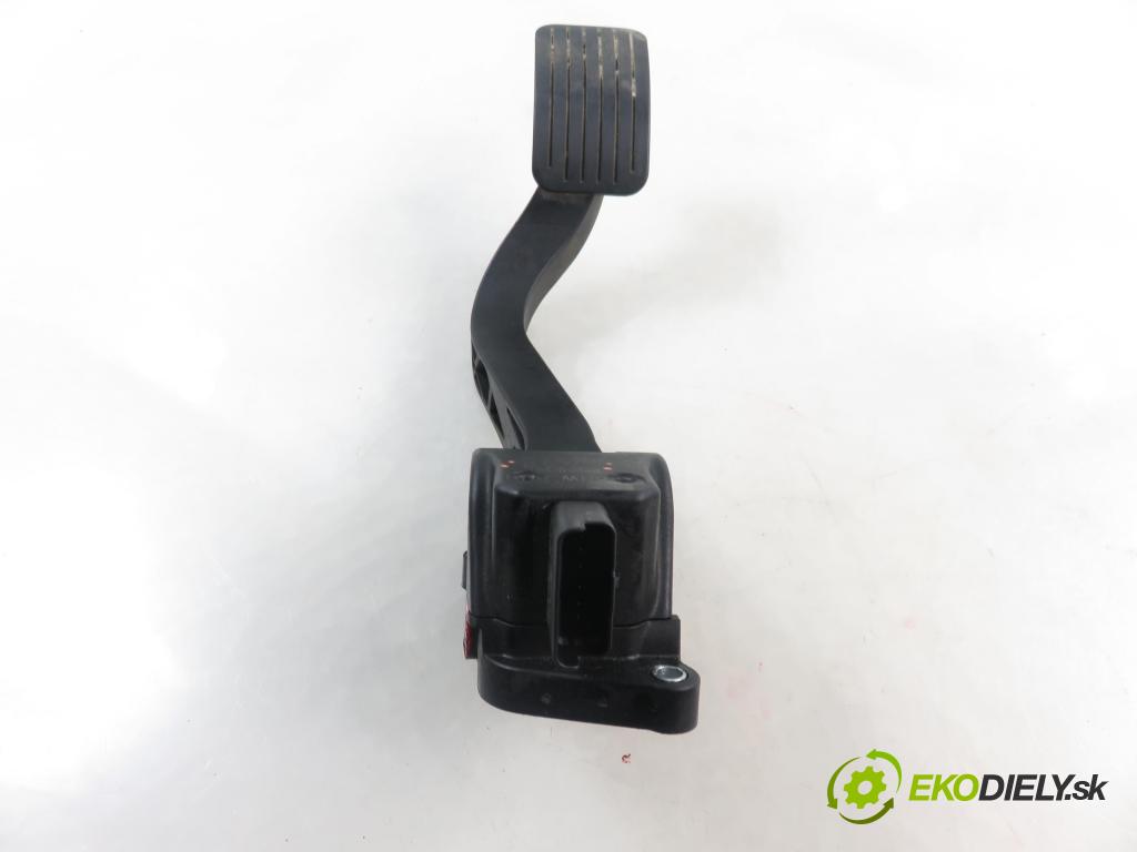 CITROEN C4 Picasso I (UD_) MINIVAN 2010 80,00 1.6 HDi 16V 109 - 9HZ 1560,00 Potenciometer plynu 0280755167 ; 9671416880 (Potenciometer plynového pedálu)