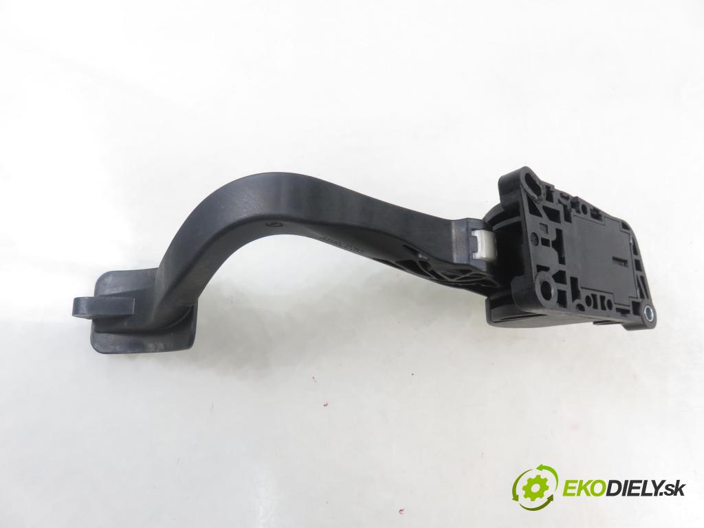 CITROEN C4 Picasso I (UD_) MINIVAN 2010 80,00 1.6 HDi 16V 109 - 9HZ 1560,00 Potenciometer plynu 0280755167 ; 9671416880 (Potenciometer plynového pedálu)