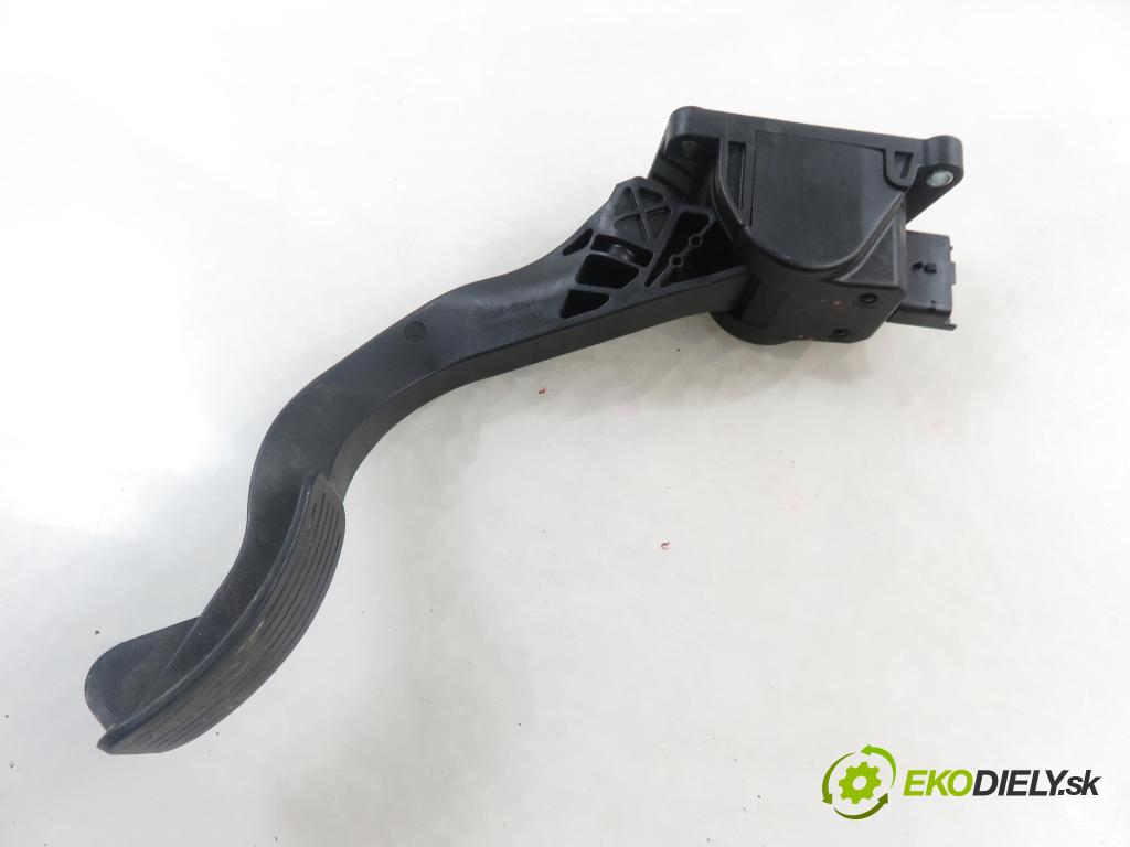 CITROEN C4 Picasso I (UD_) MINIVAN 2010 80,00 1.6 HDi 16V 109 - 9HZ 1560,00 Potenciometer plynu 0280755167 ; 9671416880 (Potenciometer plynového pedálu)