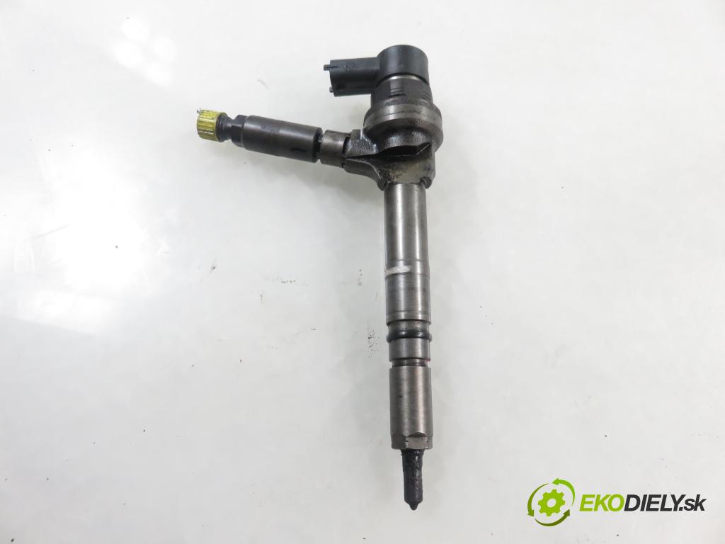 OPEL ASTRA H GTC (L08) HB 2006 74,00 1.7 CDTi - Z 17 DTH 1686,00 vstrekovač 0445110175 (Vstrekovač paliva)