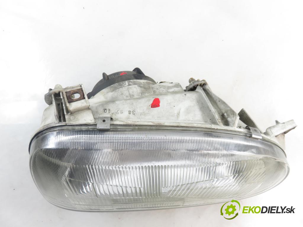 VW GOLF III Variant (1H5) KOMBI 1997 66,00 1.9 TDI - 1Z 1896,00 Svetlo PP