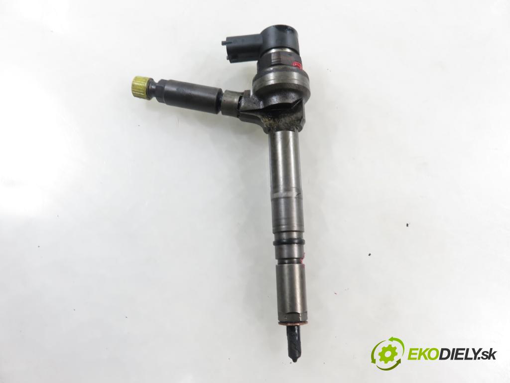 OPEL ASTRA H GTC (L08) HB 2006 74,00 1.7 CDTi - Z 17 DTH 1686,00 vstrekovač 0445110175 (Vstrekovač paliva)