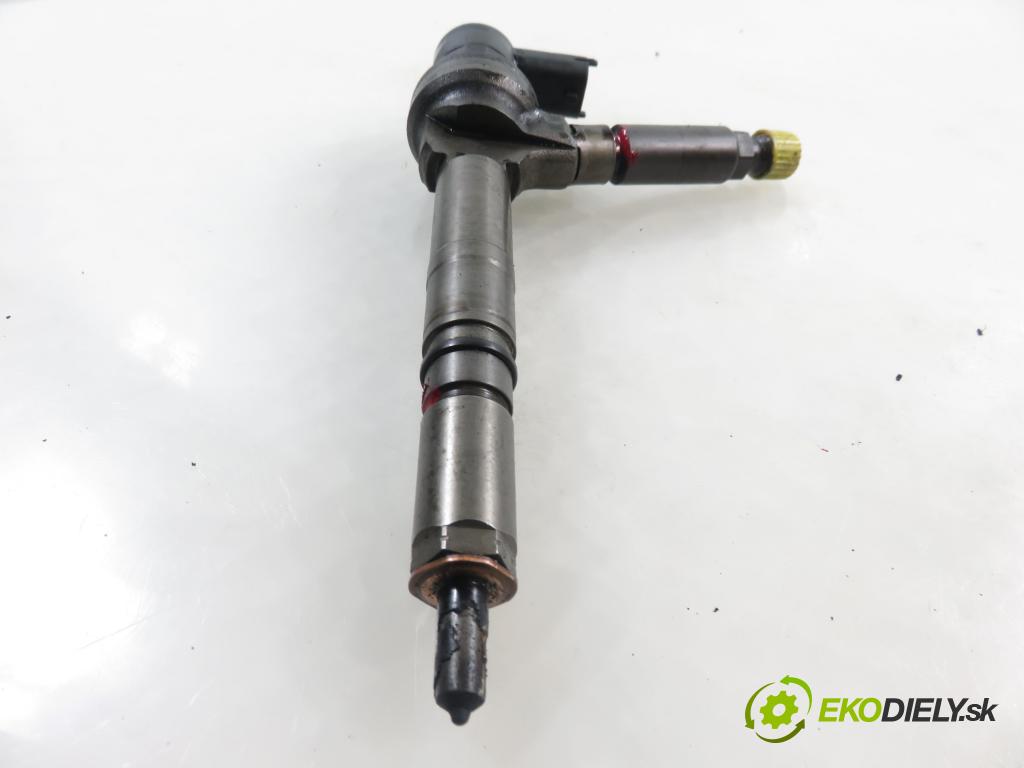 OPEL ASTRA H GTC (L08) HB 2006 74,00 1.7 CDTi - Z 17 DTH 1686,00 vstrekovač 0445110175 (Vstrekovač paliva)