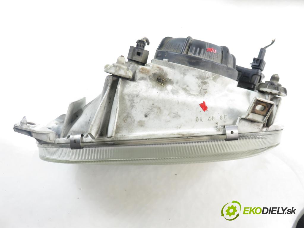 VW GOLF III Variant (1H5) KOMBI 1997 66,00 1.9 TDI - 1Z 1896,00 Svetlo LP