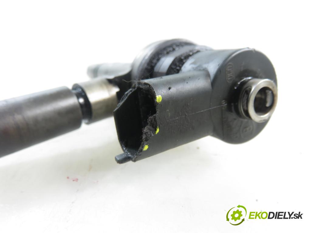 OPEL ASTRA H GTC (L08) HB 2006 74,00 1.7 CDTi - Z 17 DTH 1686,00 vstrekovač 0445110175 (Vstrekovač paliva)