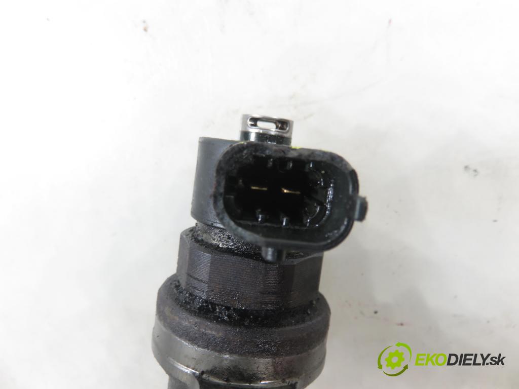 OPEL ASTRA H GTC (L08) HB 2006 74,00 1.7 CDTi - Z 17 DTH 1686,00 vstrekovač 0445110175 (Vstrekovač paliva)